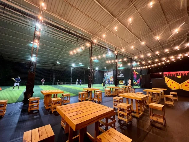 Bistro 93