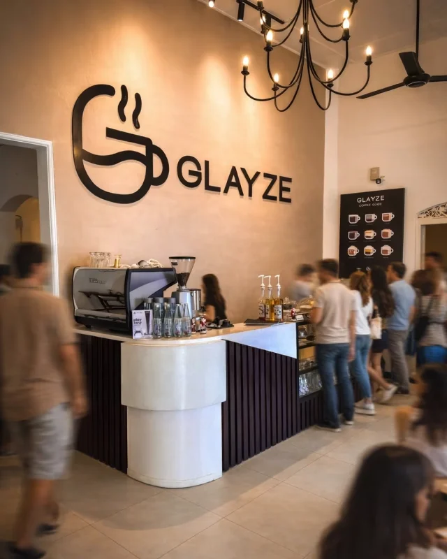 Glayze Cafe